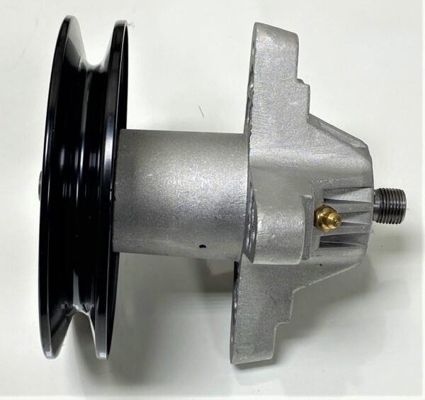 Spindle Assembly for MTD, Cub Cadet: 618-04474, 618-04474A, 618-04495, 618-04495A, 918-04474, 918-04474A, 918-04495 & More - Image 4