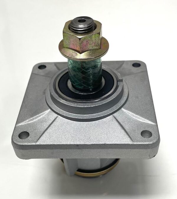Spindle Assembly for MTD 618-0117, 618-0117A, 618-0117B, 618-0117C, 618-0116A, 918-0116, 918-0117B, 918-0116A - Image 5