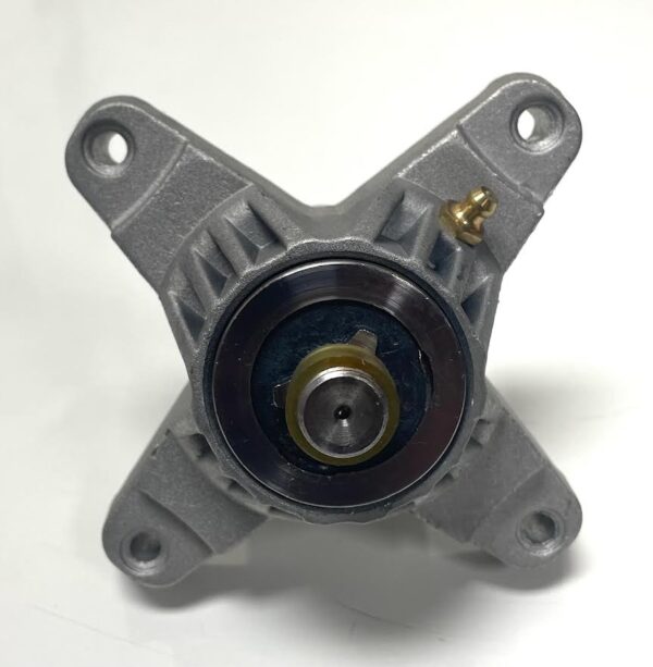 Spindle Assembly for MTD 618-0138, 618-0138A, 618-0138C, 618-0142, 618-0142A, 618-0142C, 725-0142, 918-0138, 918-0138C, 918-0142 - Image 3